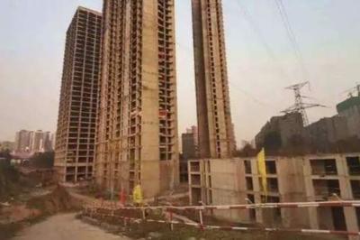 鄭州&ldquo;慘遭罵聲&rdquo;的爛尾樓,業(yè)主苦等7年,網(wǎng)友表示:無良開發(fā)商